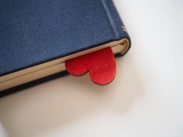10 Essential Tips for New Bloggers to Build a Strong Foundation