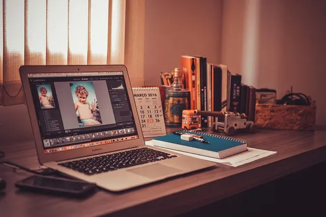 Essential Tips for a Successful Blogging Journey
