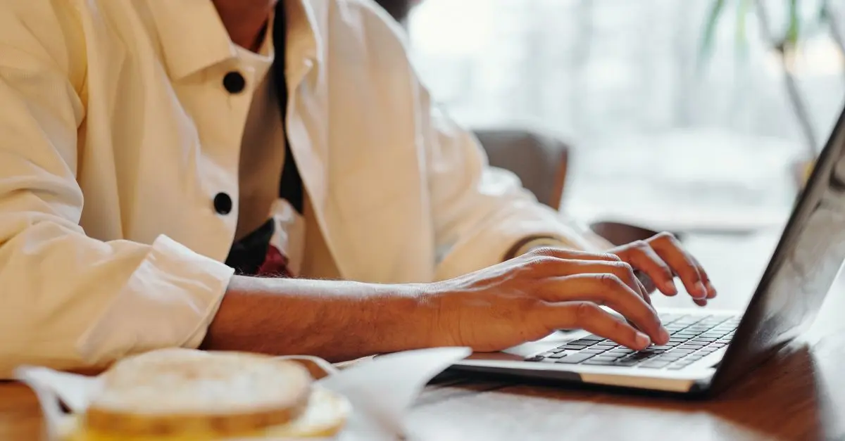 How to Find Your Unique Voice as a Blogger