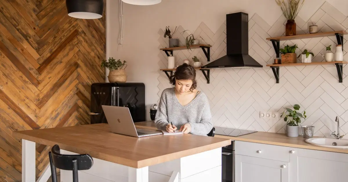 Crafting Your First Blog Post: A Step-by-Step Guide