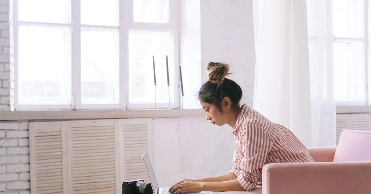 How to Successfully Transition from Hobby Blogger to Pro