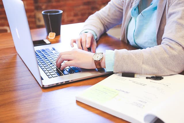 How to Choose the Right Blogging Niche for Your Goals