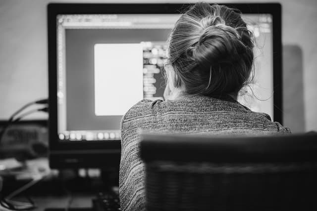 Essential Tools to Kickstart Your Blogging Journey